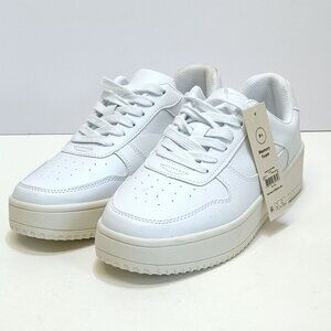 No Boundaries PU Platform Sneaker Women's Size 8.5 Memory Foam Casual Shoe NWT